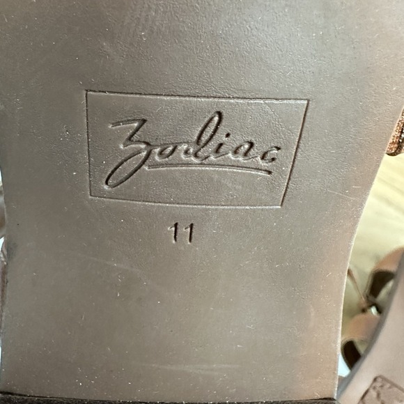 Womens Zodiac Inessa‎ Brown Faux Leather Gladiator Block Heels Sandals Size 11 M - Picture 8 of 9